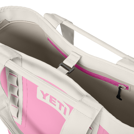70000007349_26010000793_YETI_WHSL_Studio_Bags_Camino_35_PP_A_Detail_Closed_143_B_2400x2400